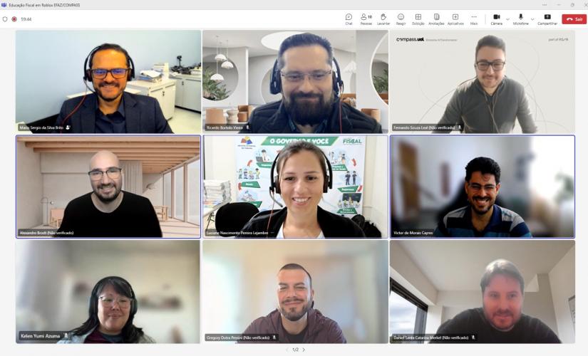 Reunião com fornecedor de Roblox para Educação Fiscal.